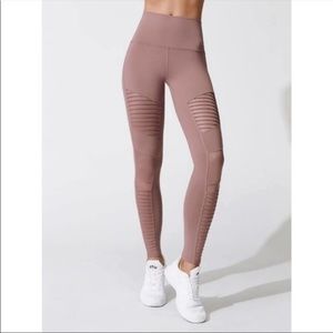 Alo Moto leggings mauve